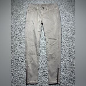 Buckle Skinny Jeans in Light Taupe